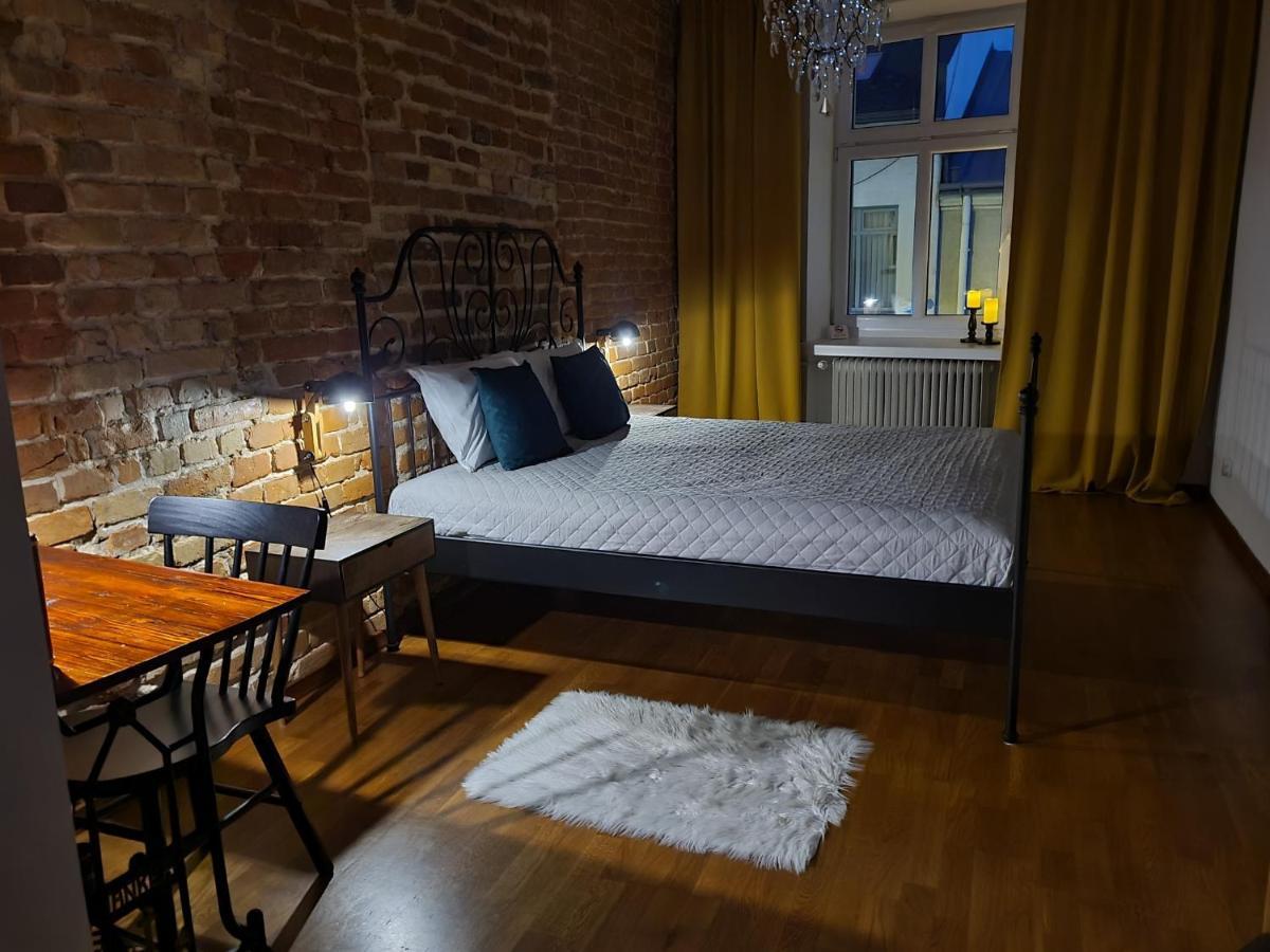 Apartament Skorpion Centrum Sanok Extérieur photo