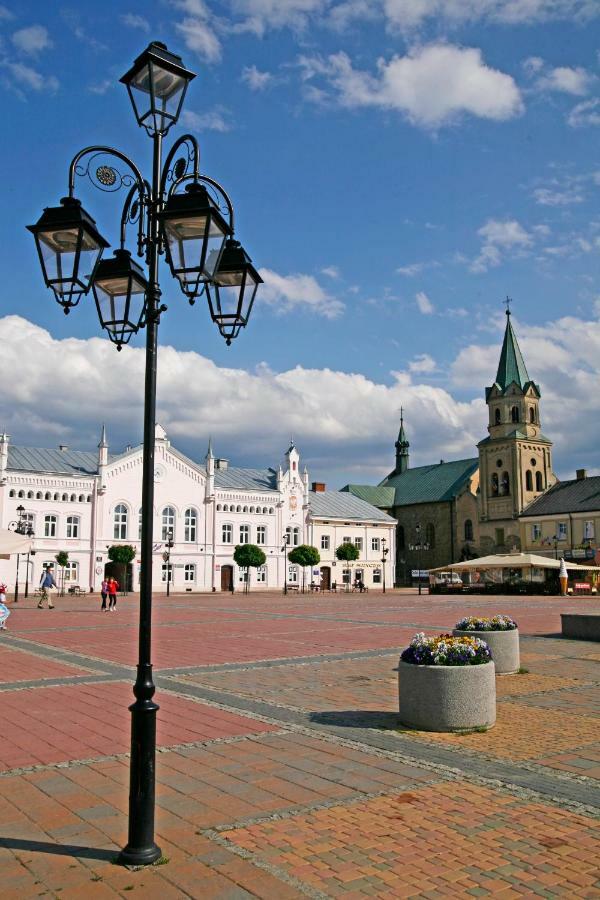 Apartament Skorpion Centrum Sanok Extérieur photo